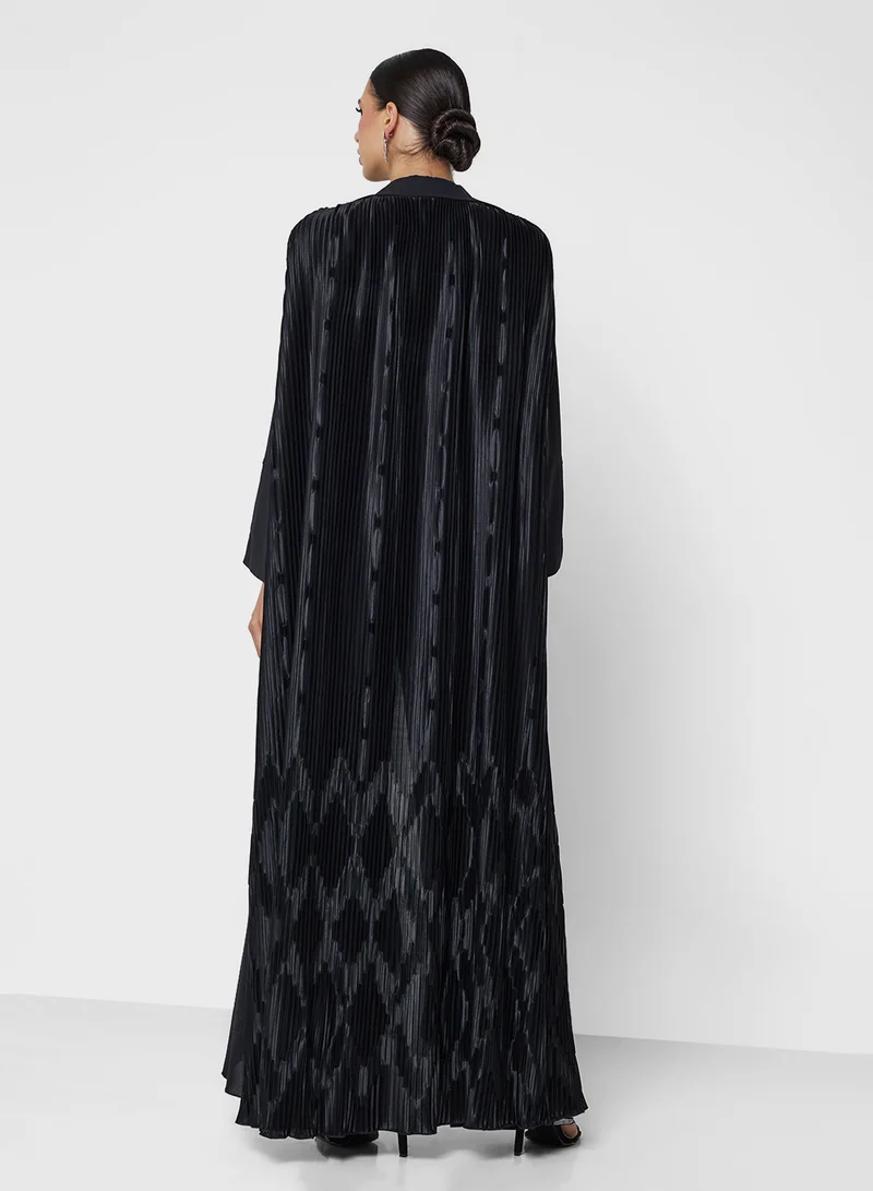 خزانة Abaya With Black Pleat