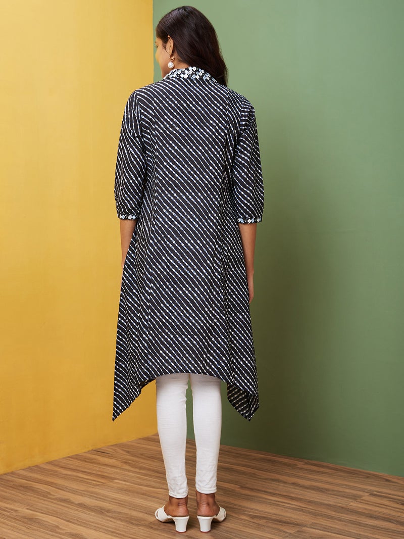 globus Globus Women Striped Printed Shirt Collar A-Line Kurta - Image 3