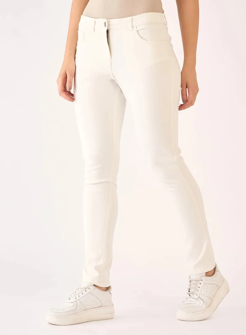 Salt Attire Women's Mid Rise Slim Fit Pants with Fly Front Zip Closure, Front Slash Pockets, and Back Pocket Effortlessly Stylish Trousers for Work and Casual Wear