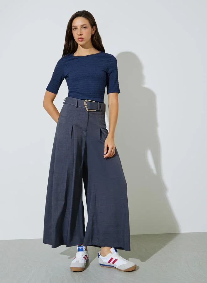 Styli Navy Blue Textured Short Sleeve Knit Top