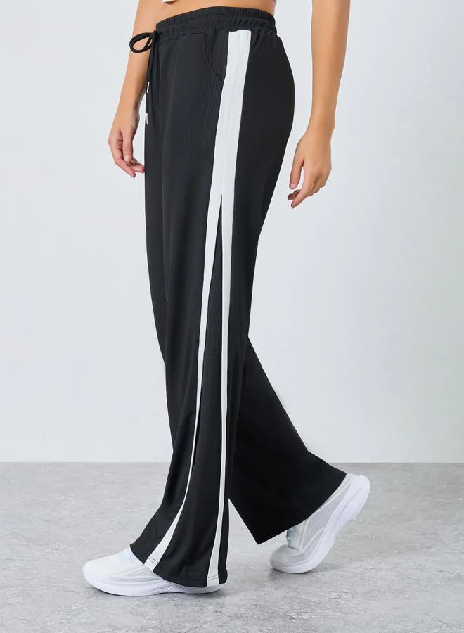 Styli Active Side Stripe Detail Flared Leggings