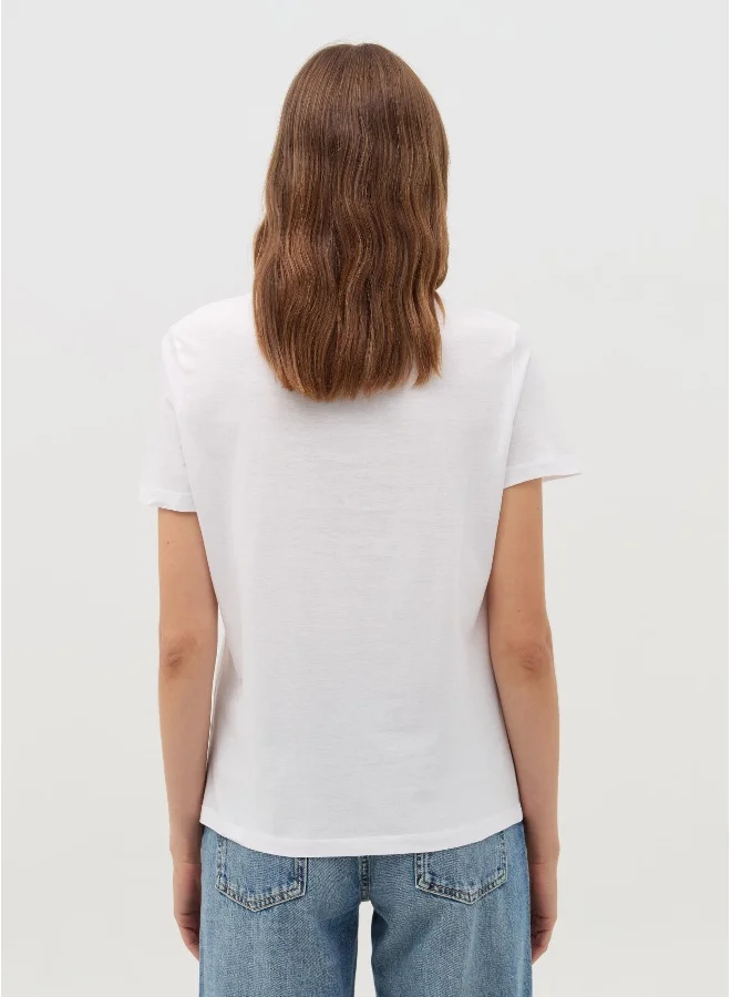 او في اس T-shirt with butterflies with flowers print