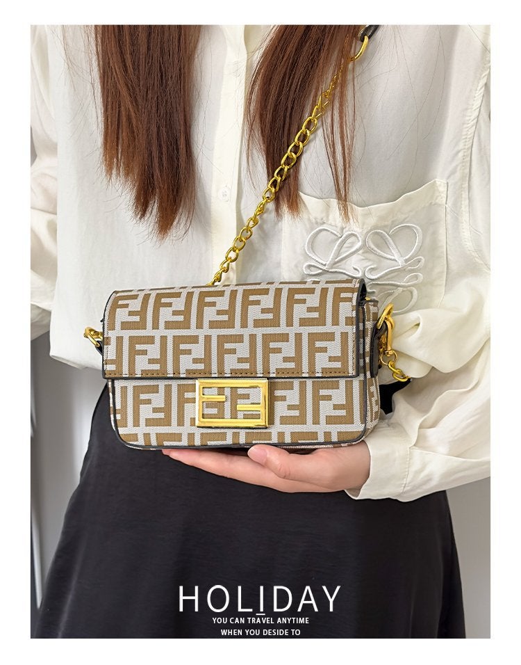 FF Fendi Camera Bag Sunshine Medium FF jacquard Fabric Shopper Bag Camera bag Tote bag Camera bag black - Image 2