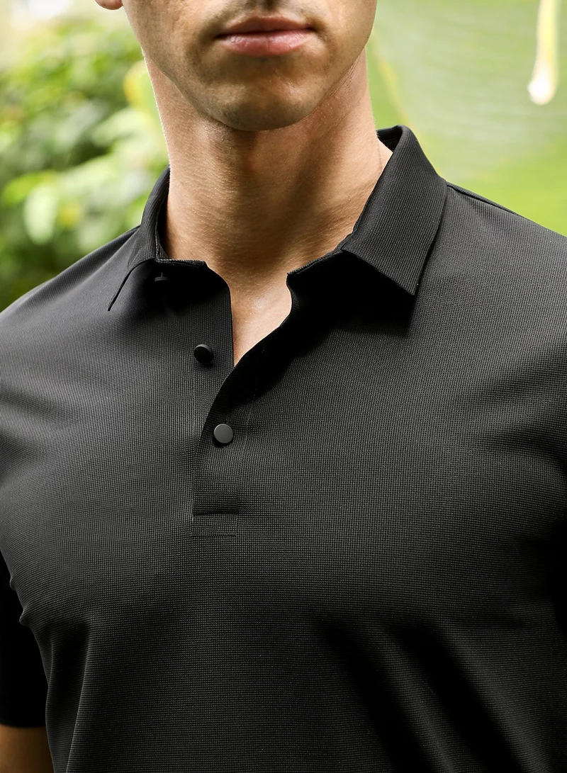 CAHOOT  Men's Obsidian Black Seamless Knit Polo T-Shirt for Men | Best Price UAE