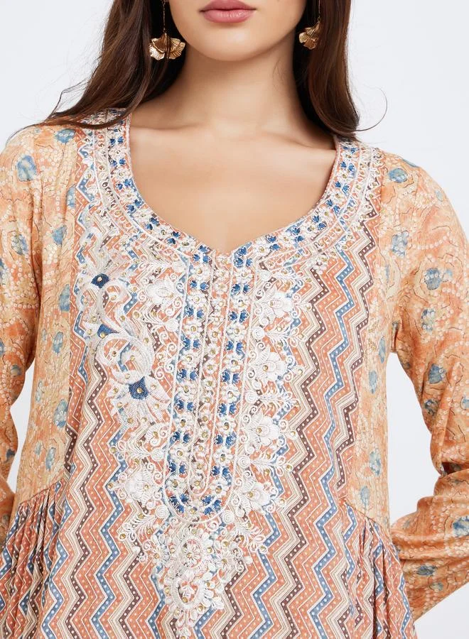 Amirah Amirah Floral Print Lace Insert Maxi Jalabiya