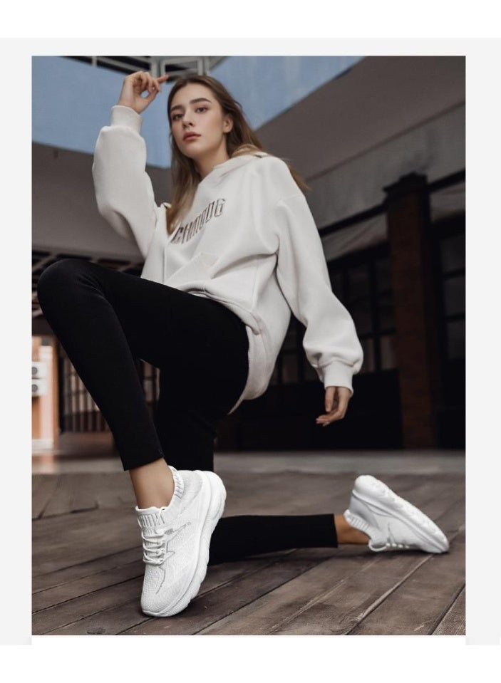 NIBEMINENT أحذية رياضية خفيفة الوزن للنساء أحذية صيفية للنساء أحذية مسطحة عادية للنساء أحذية لوفرز بحجم زائد أحذية تنس مضادة للانزلاق - Image 2