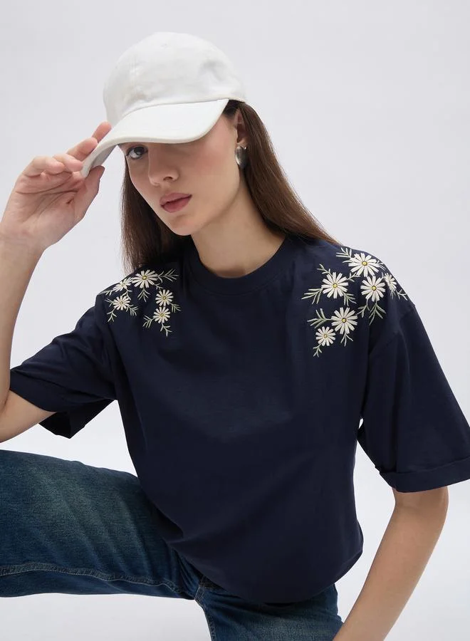 Styli Styli Oversized Placement Embroidery Detail Cotton T-Shirt