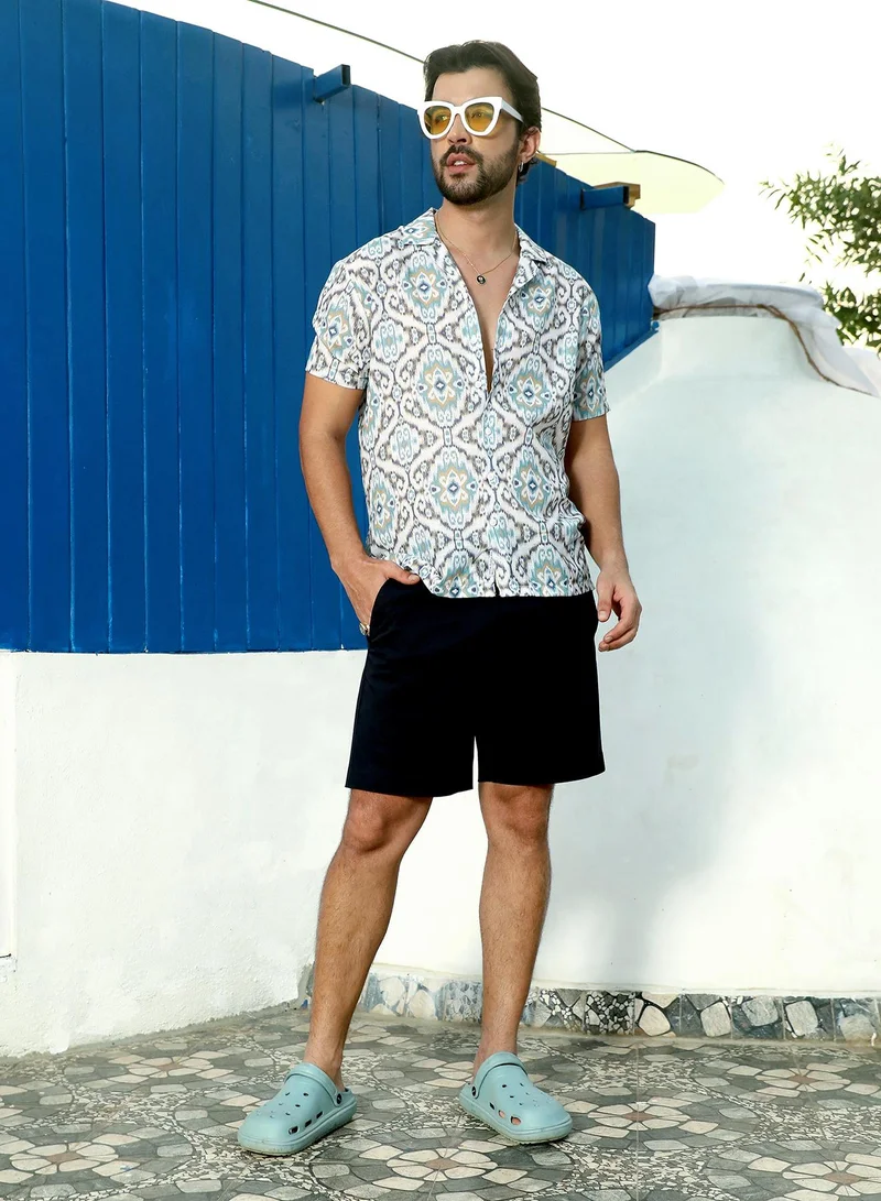 Campus Sutra Men's Ivory White & Sage Green Ikkat Shirt