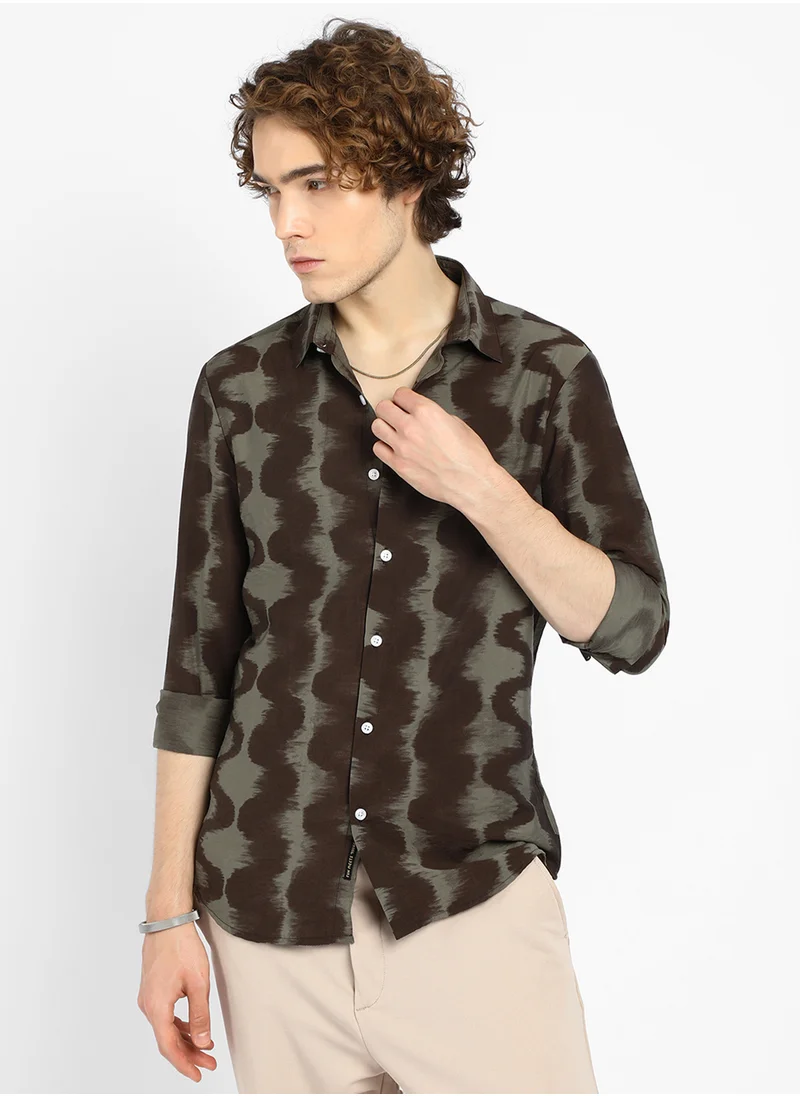 كامبوس سوترا Men's Ash Grey & Midnight Black Wave-Ombre Shirt