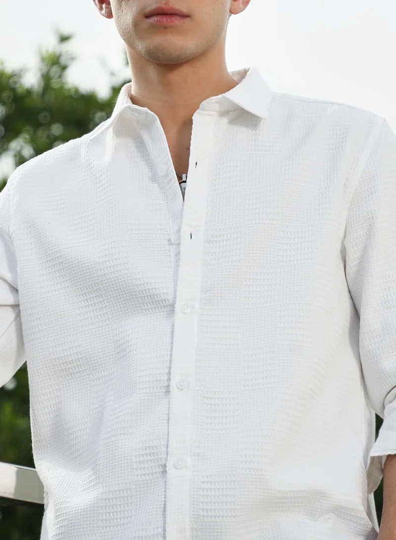 Campus Sutra Men's White Textured Cotton Blend Full Sleeve Shirt