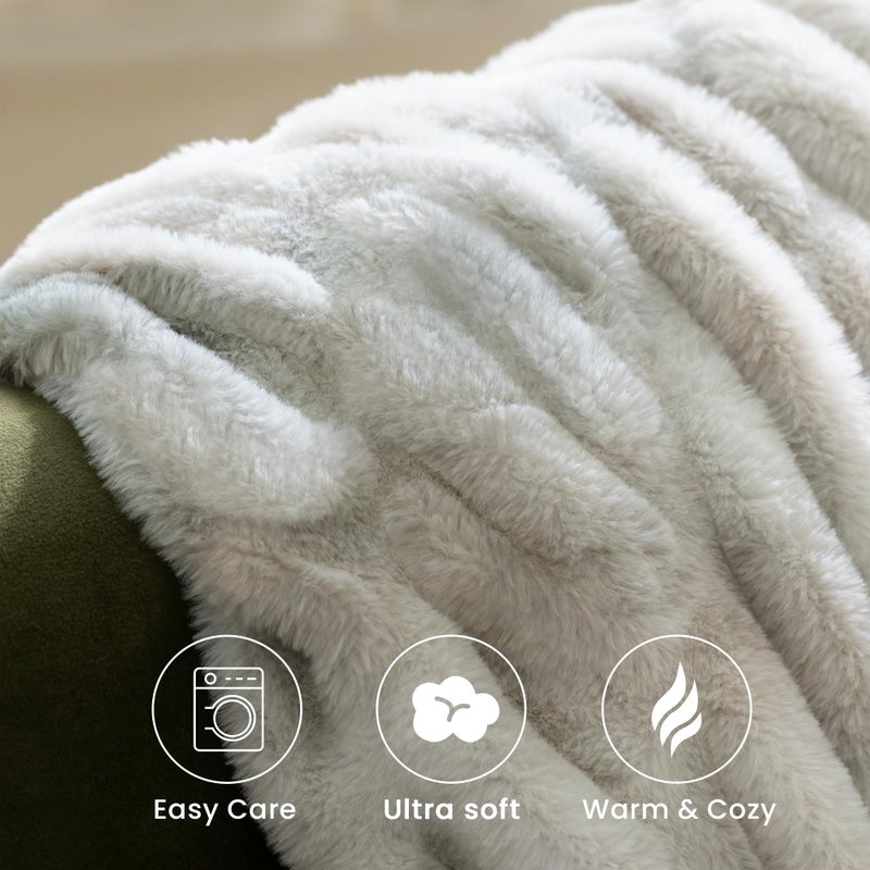 blunique Ultra Soft Faux Rabbit Fur Throw Blanket, Cozy Fuzzy Blanket for Couch Bed, Plush Warm Decor, Luxury Thick Fluffy Blanket for Women,50x60 inches, Tie-Dyed in White and Gray - Image 5