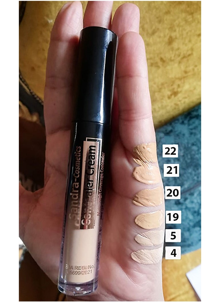 High coverage matte cream concealer from Sandra, black package, color No. (22)