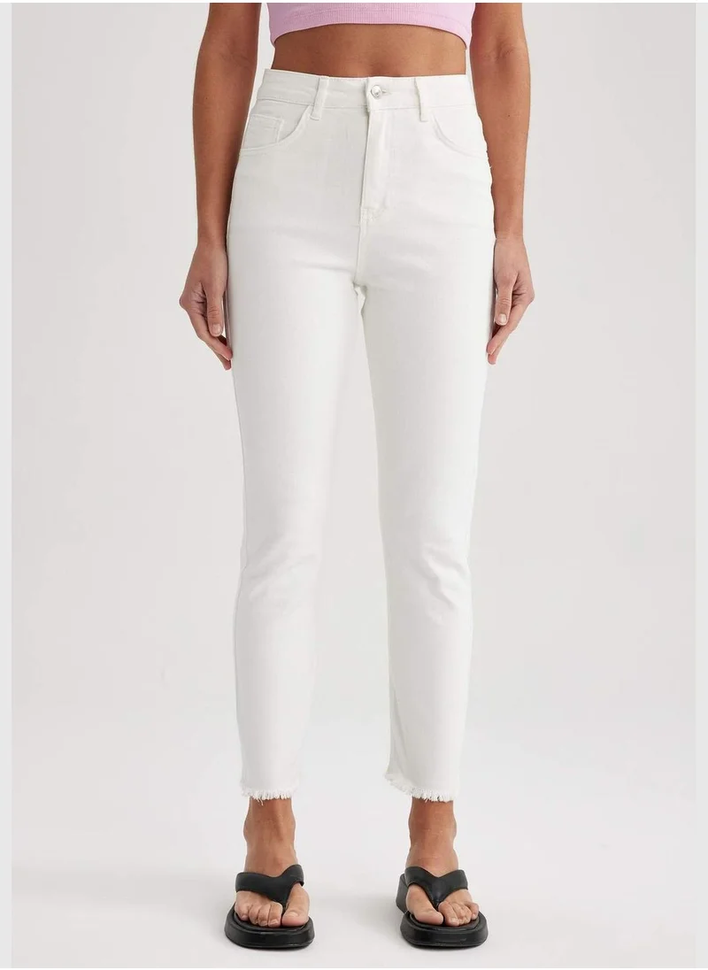 ديفاكتو Woman Vintage Straight Denim Trousers