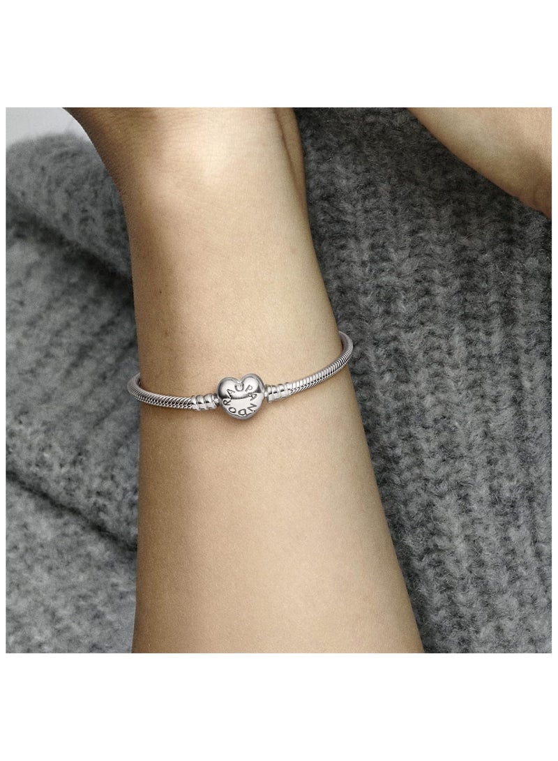 Silver Bracelet with Heart Shaped Clasp