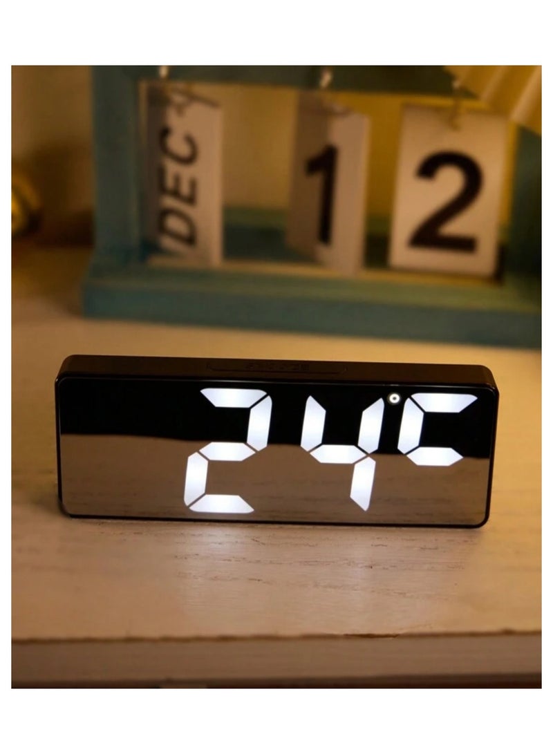 Modern digital alarm clock with LED lighting with a reflective finish, adjustable brightness, temperature display, desk clock at a USB port, batteries that do not include alarming hours for bedrooms  - Image 3