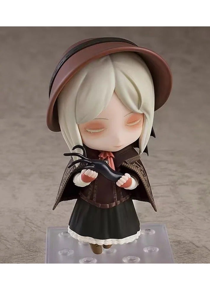 Bloodborne mini Movable Hunter and Witch Figurine, 10cm High, Interchangeable Faces, Boxed  - Image 2
