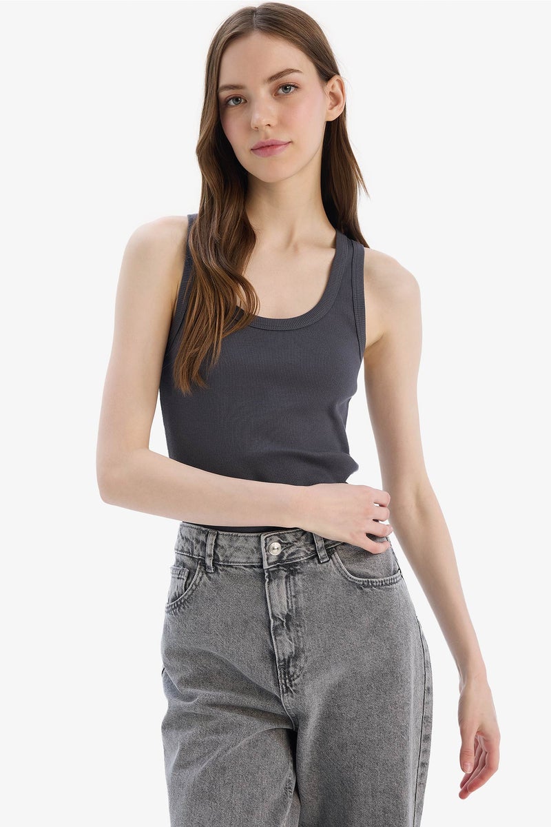 ديفاكتو أندر شيرت مضلع مخصر برقبة U - Image 4