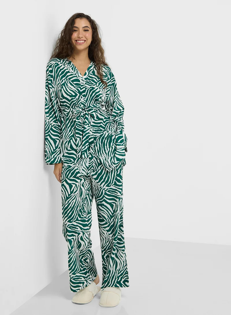 جينجر Animal Print Oversize Shirt & Pant Co-ord Set