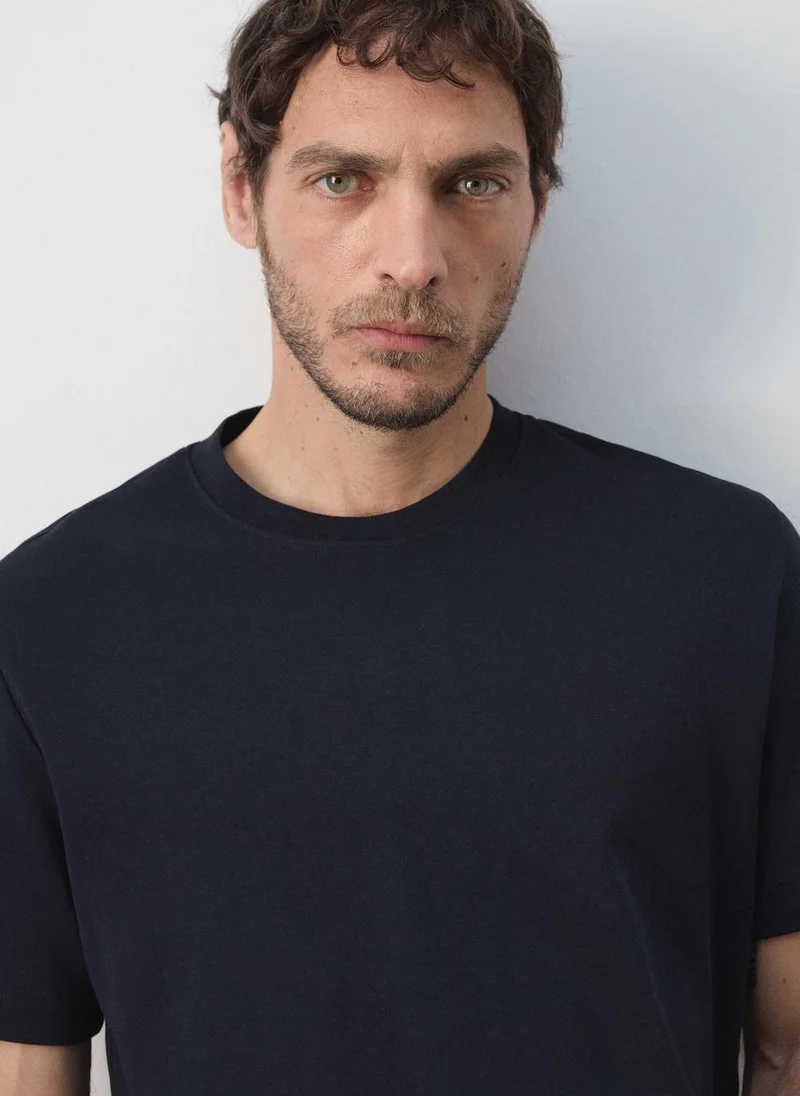 Mango Man 56-NAVY Regular Fit T-Shirt 200Gsm for Men | Best Price UAE