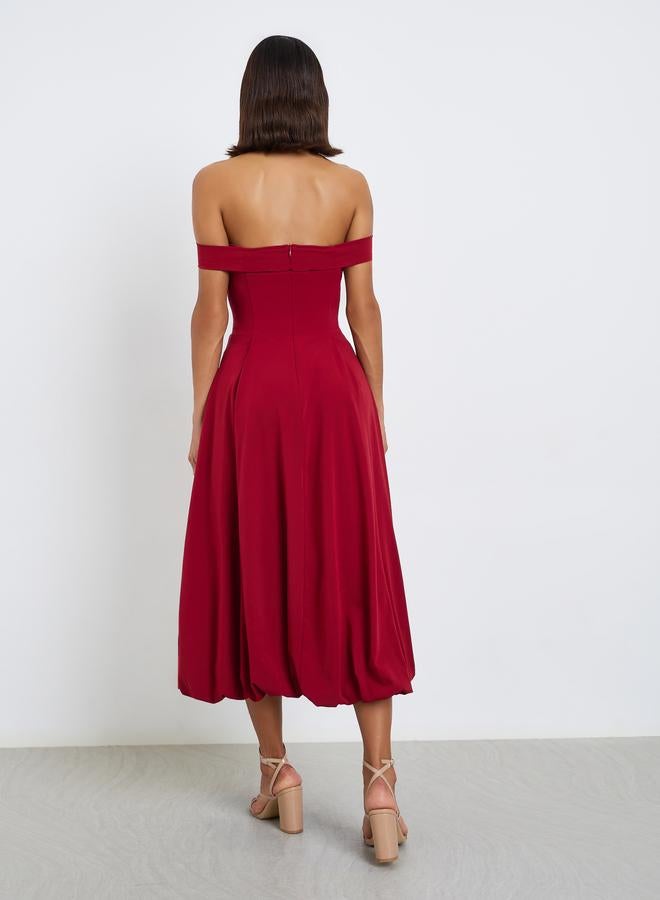 Styli Red Bardot Midi Dress with Brooch Detail - Image 5