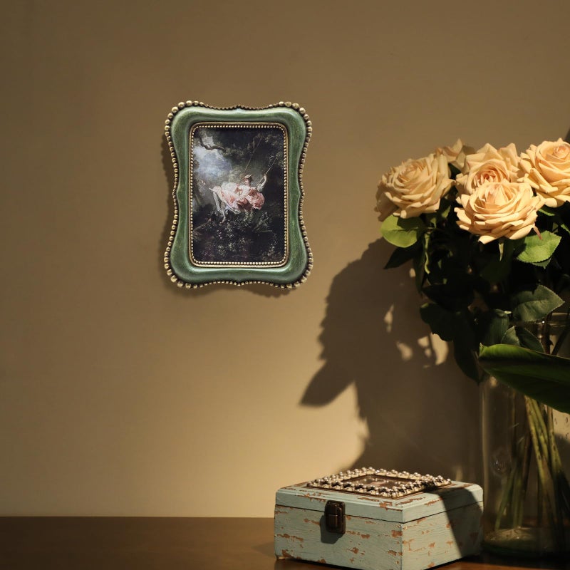 YULINK 4x6 Vintage Picture Frame, Antique Green Ornate Photo Frame, for Tabletop and Wall Display, Decorative Retro Home Decor, Old Fashioned Photo Gallery Art - Image 4