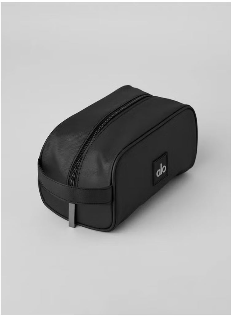 Alo Yoga - All In Dopp Kit Bag - Image 1