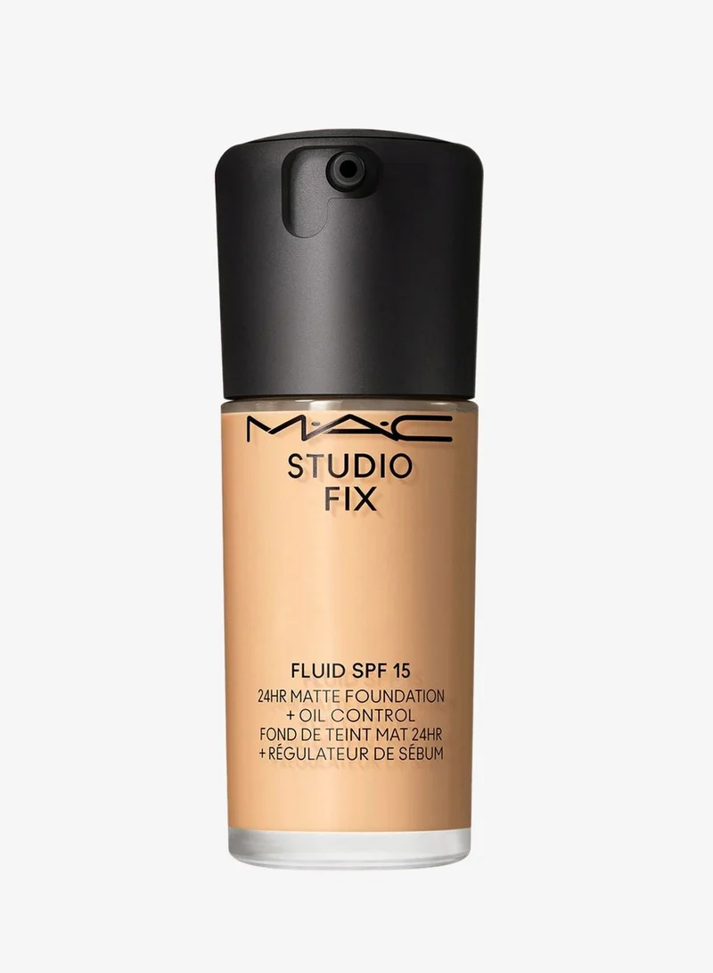 MAC Cosmetics Studio Fix Fluid Foundation Spf 15 - C40