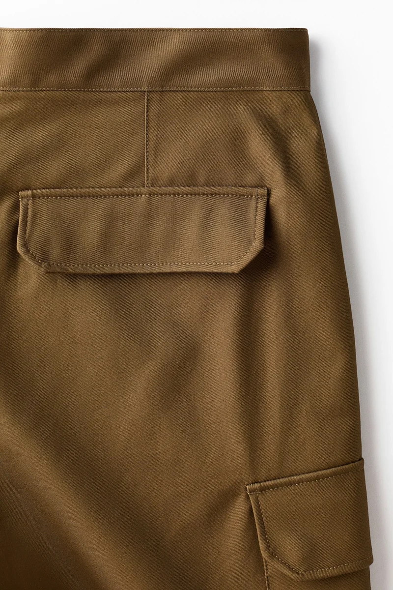 H&M  Relaxed Fit Cargo trousers for Men | Best Price UAE