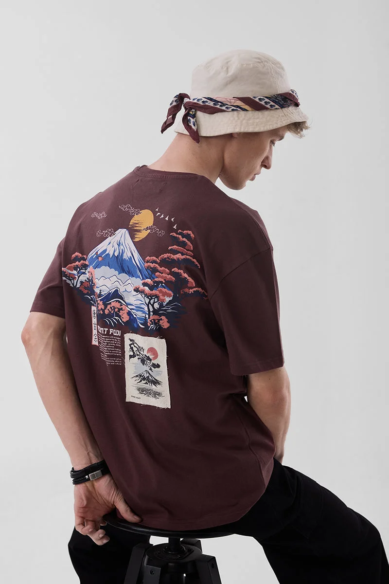 SNITCH تيشيرت واسع مقاس كبير بلون بني داكن