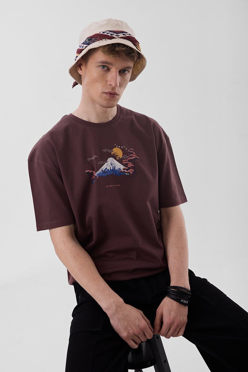 سنيتش تيشيرت واسع مقاس كبير بلون بني داكن - Image 4