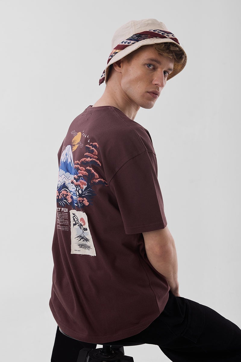 سنيتش تيشيرت واسع مقاس كبير بلون بني داكن - Image 5