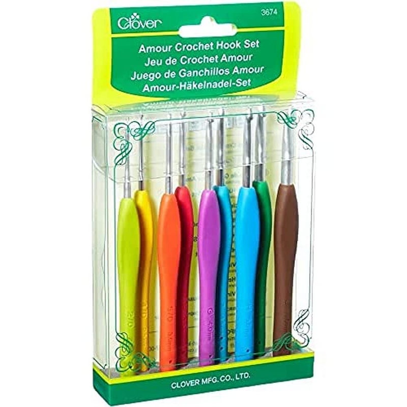 Clover 3674 Amour Crochet Hook Set, 1 - Image 1