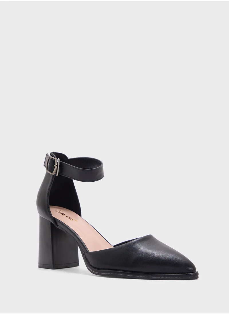 جراس Heeled Pump With Ankle Strap