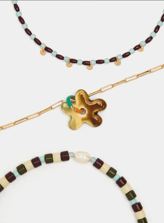 بارفوا مجموعة من القلائد مع خرز خزفي