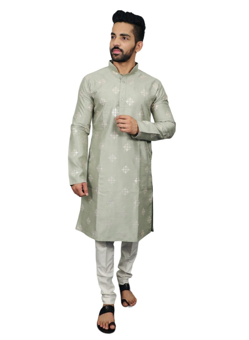 سوبر آسيوي مظهر عصري جديد، مظهر تقليدي - طقم كورتا رجالي بتصميم زهرة ذهبية  - Image 5