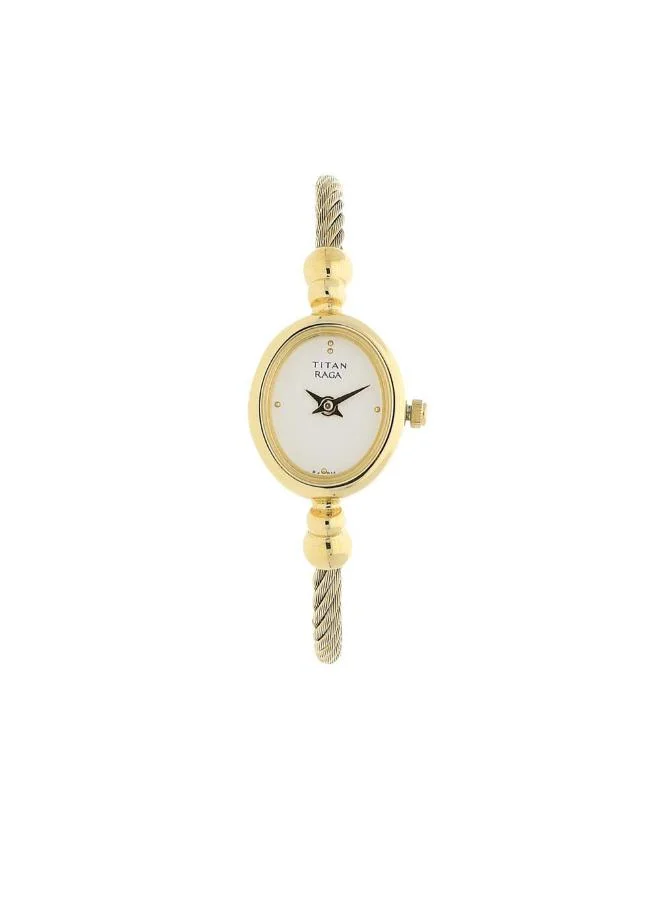 تيتان Women Analog Display Watch With Gold Metal Strap - 197YM04