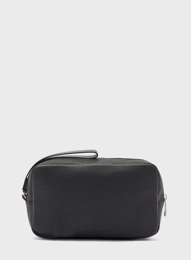 CALVIN KLEIN Zip Around With Loop Wash Bag