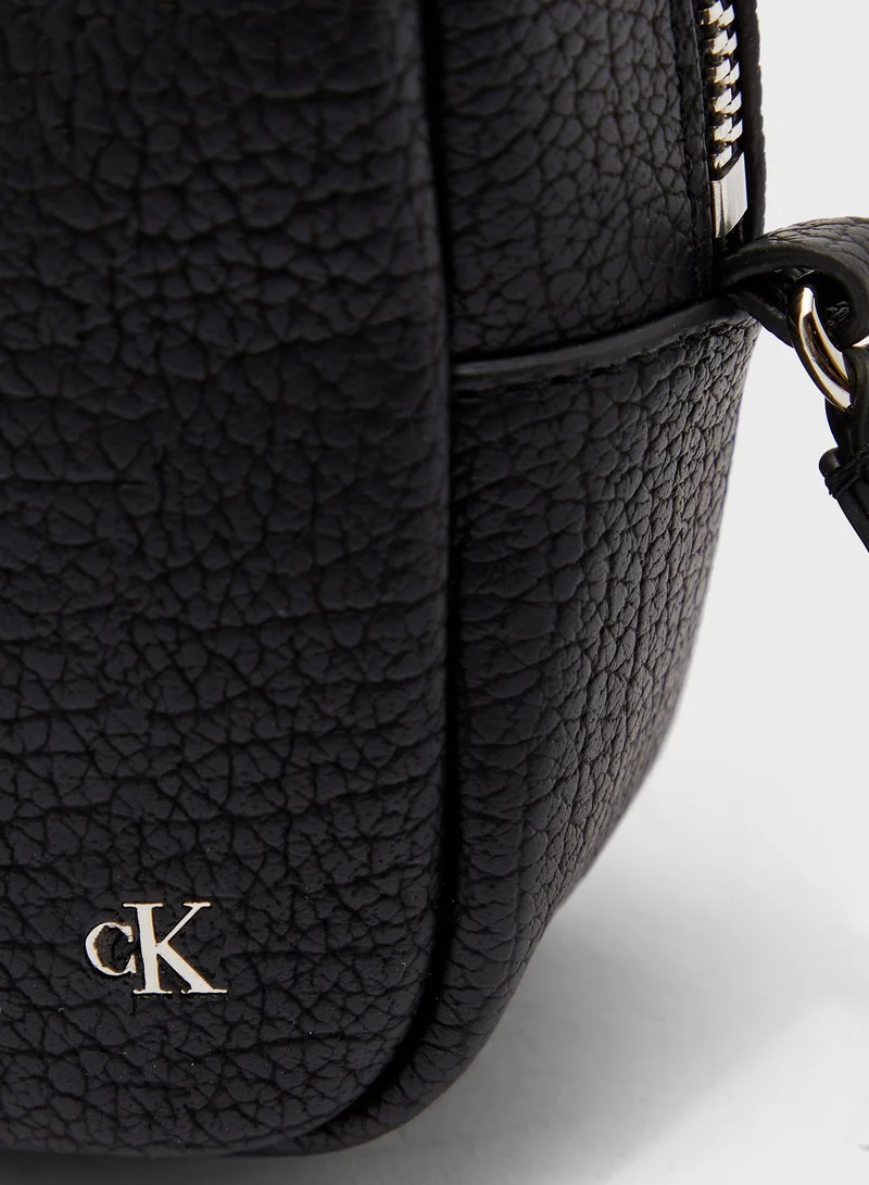CALVIN KLEIN Zip Around With Loop Wash Bag
