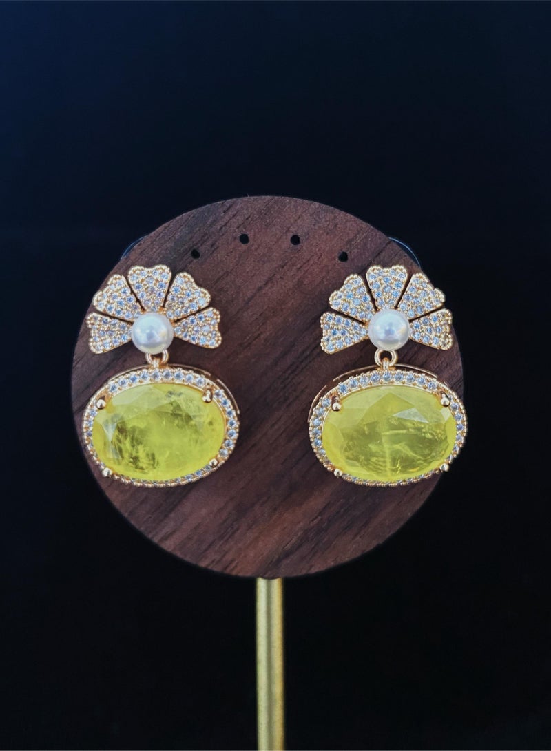 Generic 925 Sterling Silver Light Yellow Zirconia and Rhinestones Elegant Flowers Oval Dangle Earrings For Women and Girls Fashion, Comes with a Gift Box Everyday Jewelry - Image 4