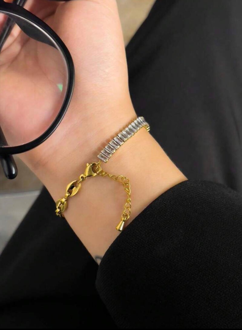 إيكوال اسوارة نسائية أنيقة من الاستانلس ستيل مطلية باللون الذهبي - Image 4