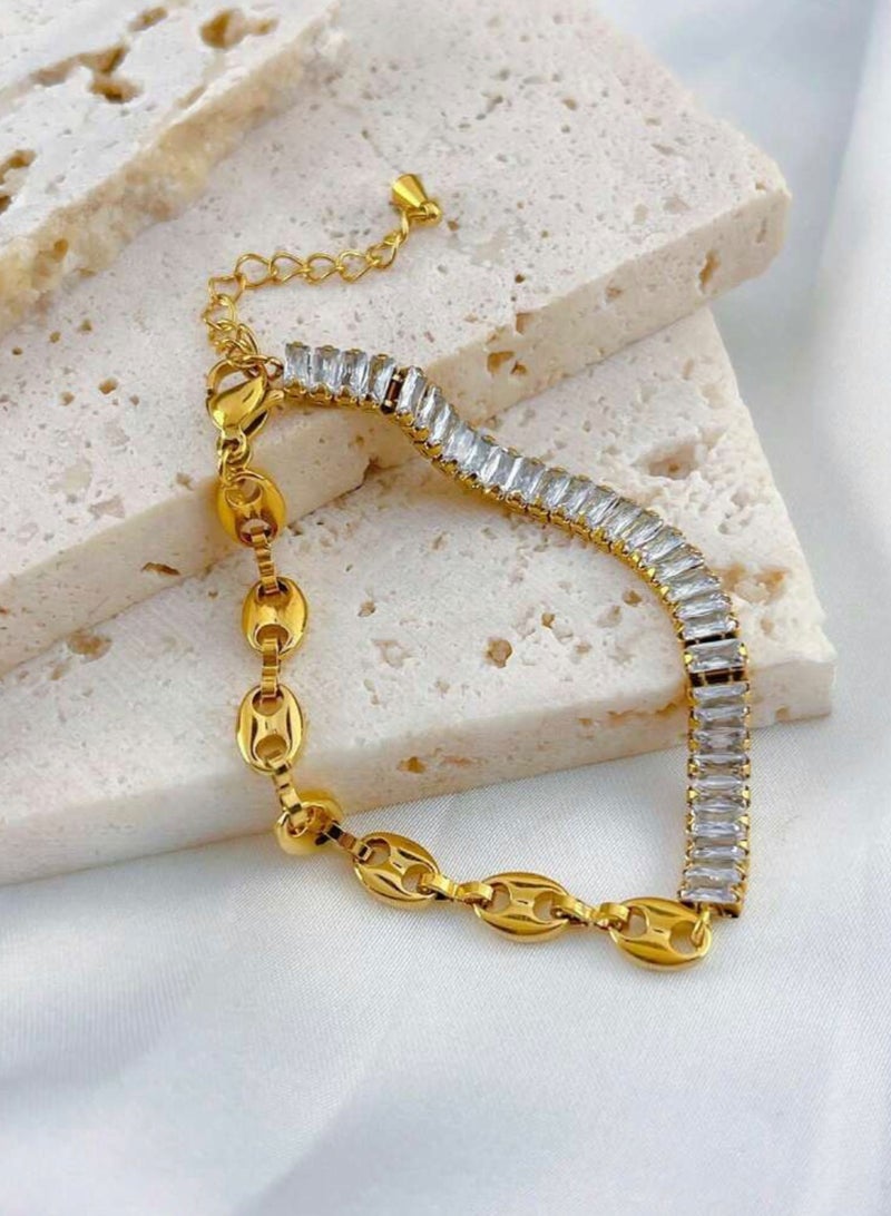 إيكوال اسوارة نسائية أنيقة من الاستانلس ستيل مطلية باللون الذهبي - Image 2