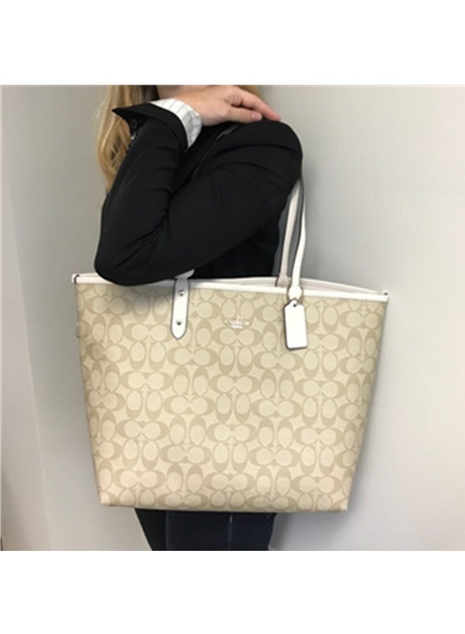 coachoutlet COACH City Tote Bag In Signature Canvas - Image 5