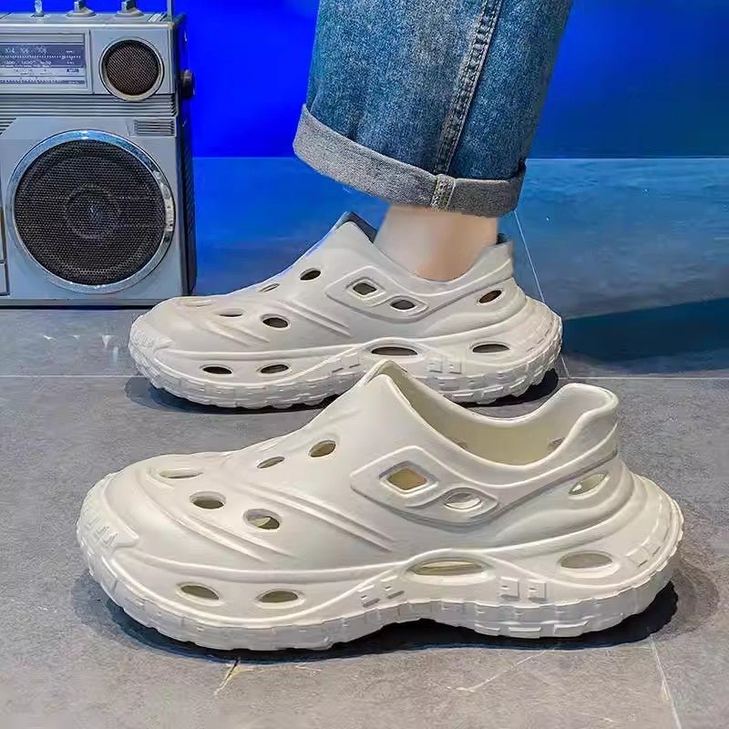 Coconut Hole Shoes Men'S Summer Outdoor Sports Baotou Sandals Non-Slip Wear-Resistant Wading Fishing Shoes - Image 1