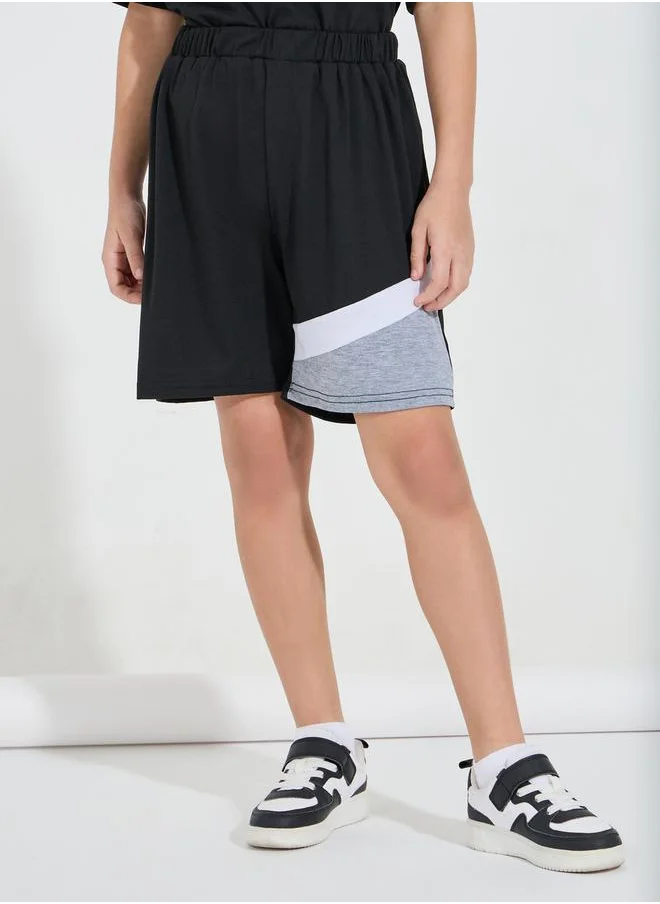 Styli Color Block T-Shirt & Shorts Set