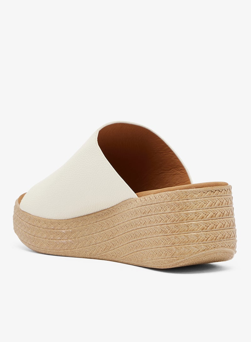 Savannah Collection Mid Wedged Casual Sandal - Image 3