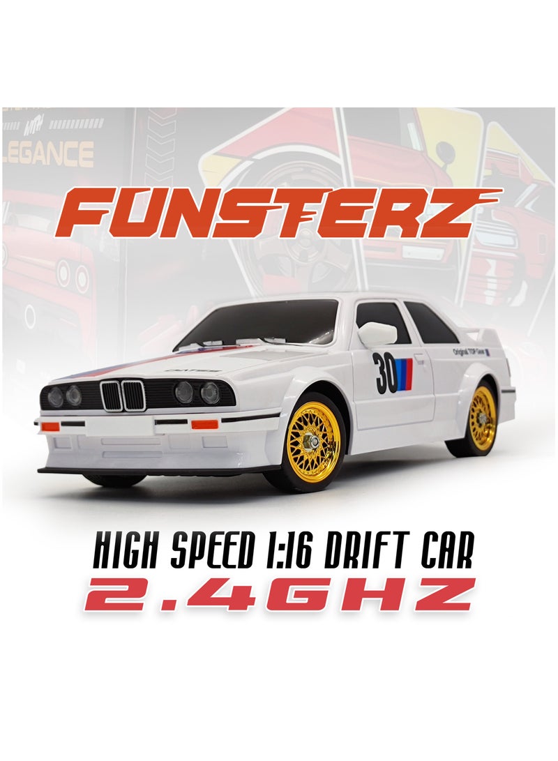 فونسترز سيارة فانسترز دريفت سيريز للتحكم عن بُعد | سيارة دفع رباعي بمقياس 1:16 مزودة بإضاءة LED وملحقاتها | سيارة سباق دريفت عالية السرعة بتردد 2.4 جيجاهرتز للأطفال من سن 6 سنوات فما فوق | سيارة كهربائية حمراء للتحكم عن بُعد مزودة ببطارية قابلة لإعادة الشحن - Image 2