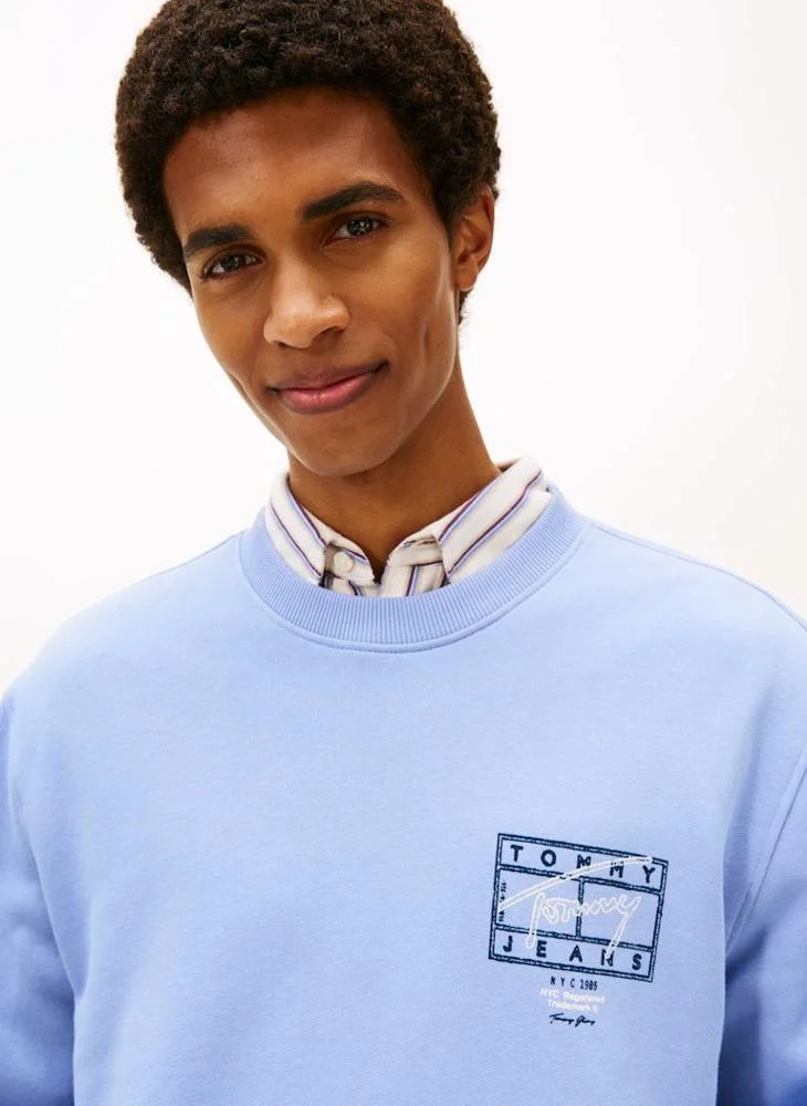 TOMMY JEANS  Regular Entry Dna Play Sweatshirt for Men | Best Price UAE