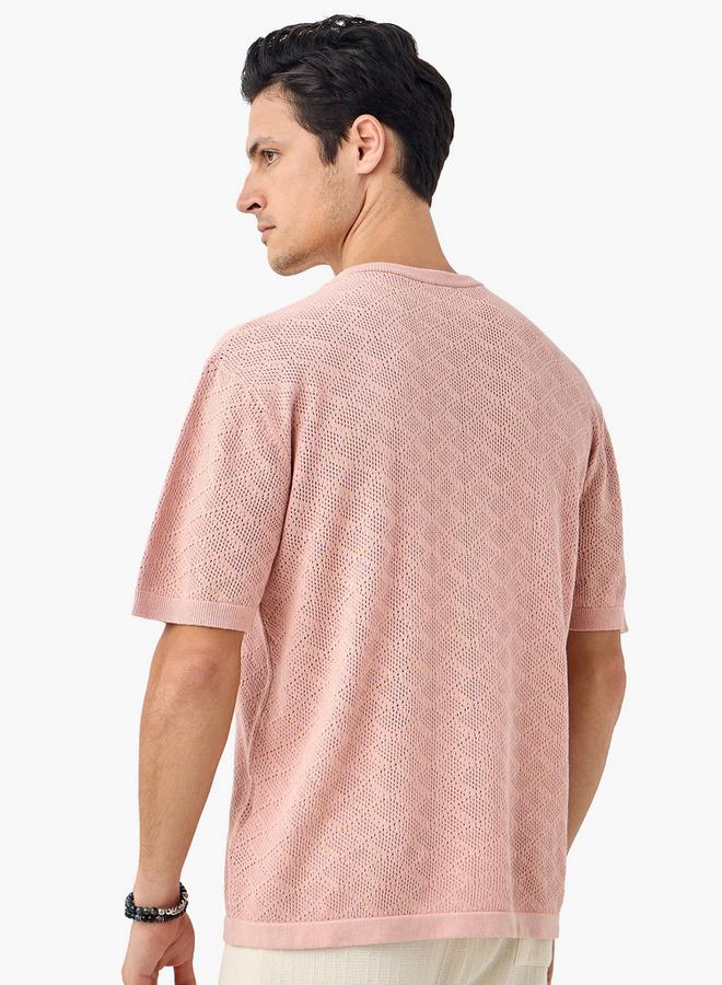 ايكونيك تيشيرت أيقوني بنقوش بارزة وأكمام قصيرة - Image 3