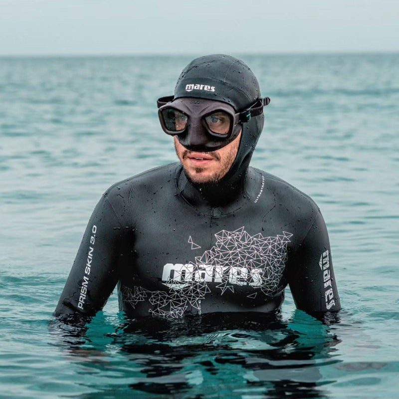 Mares Viper Mask for Freediving and Spearfishing - Low Volume Wide-Field Diving Mask with Fog-Resistant Silicone Skirt & Ergonomic Strap, Black - Image 3