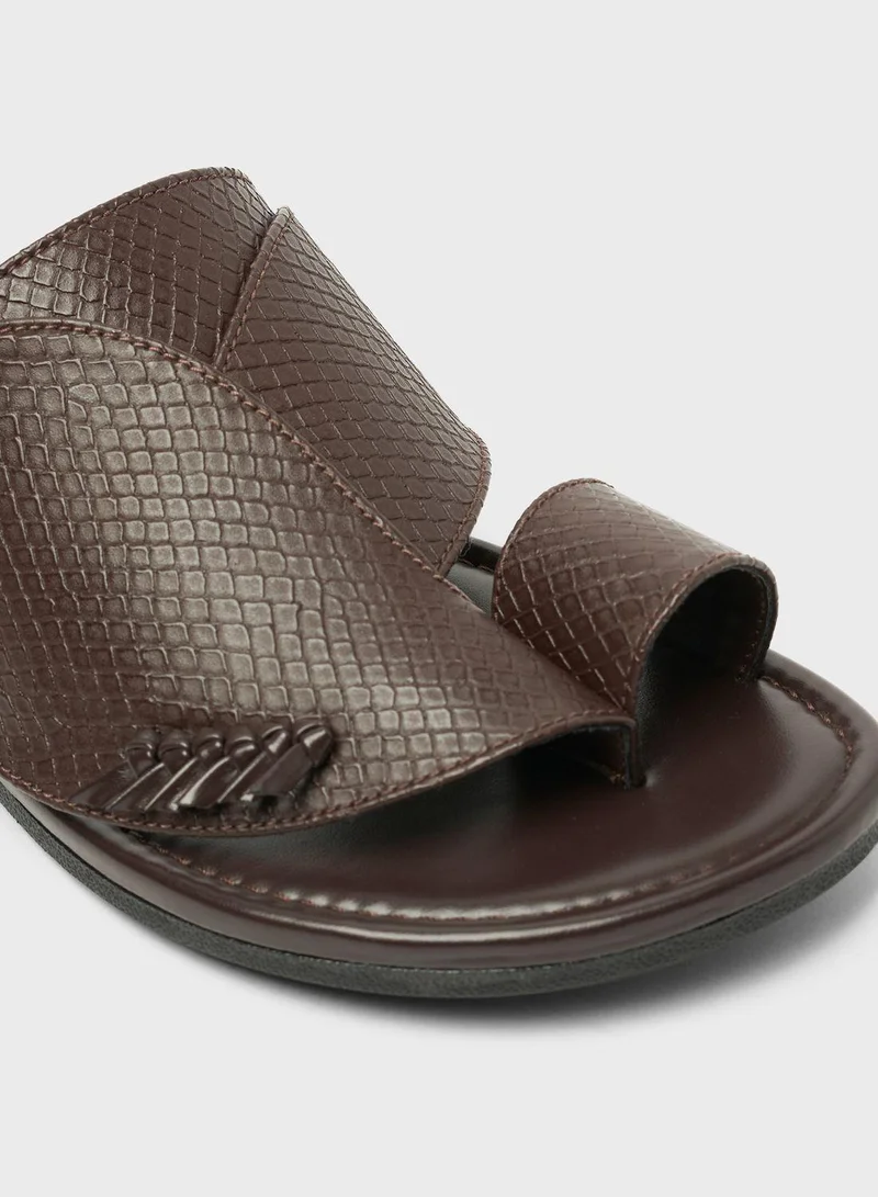 Geoomnii Toe Ring Arabian Sandals